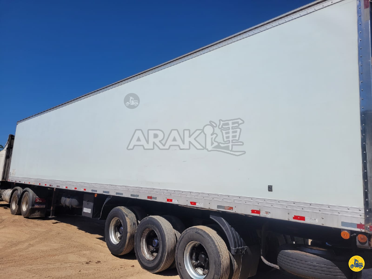 CARRETA SEMI-REBOQUE FRIGORIFICO Araki & Martins Transportes ATIBAIA SÃO PAULO SP